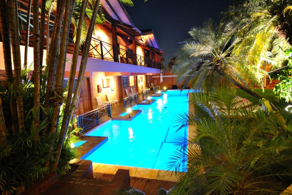 Villa Floreal Hotel Boutique Асунсьйон Екстер'єр фото
